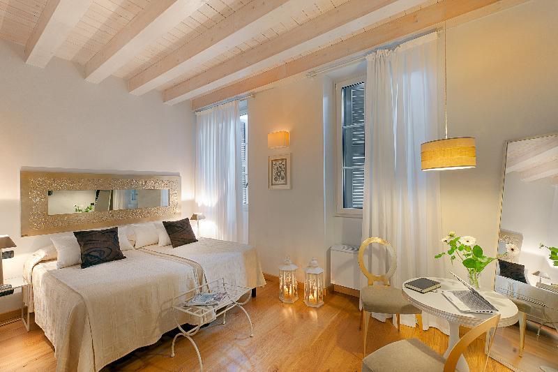 ורונה Affittacamere Boutique Room מראה חיצוני תמונה